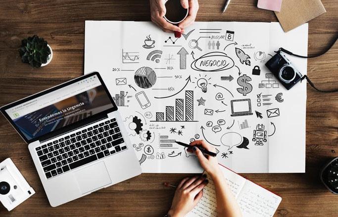 Asesoría en estrategia digital e innovación Asesoría en estrategia digital e innovación